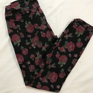 Black rose printed skinny jeans